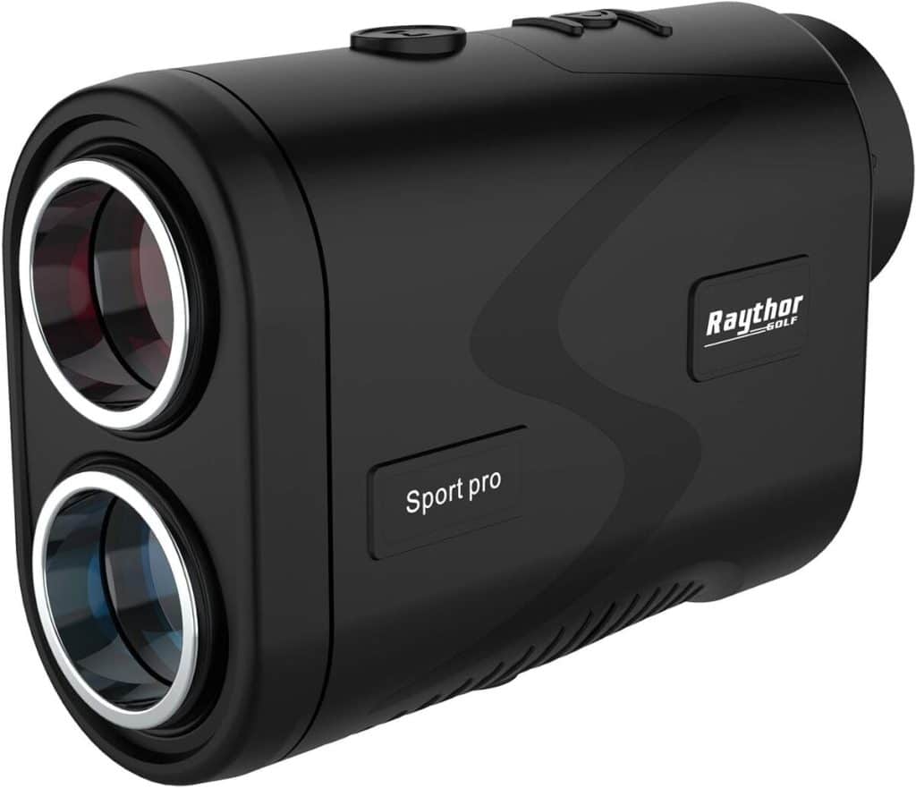 Test du télémètre laser Raythor Pro GEN S2 pour golfeurs professionnels