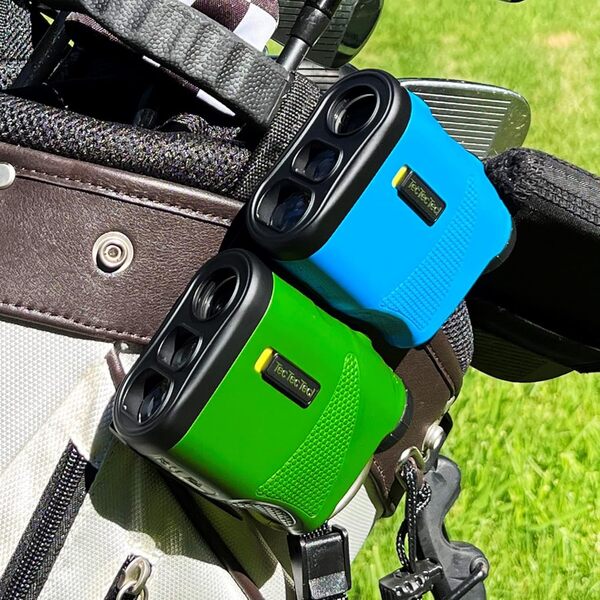 TecTecTec KLYR Golf Télémètre avec Pente Slope, Clip Ceinture, Support aimanté. Laser Range Finder 2022 Optiques, Housse Premium, Golf Ball Marker avec Aimant.